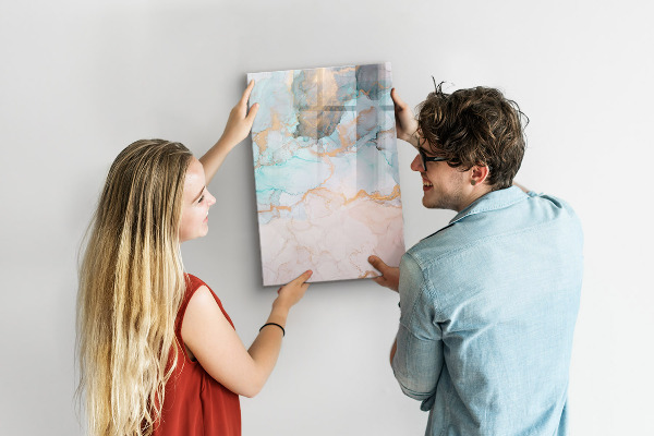 Magnettafel zum schreiben Eine farbenfrohe Tafel zur Präsentation von Fotos