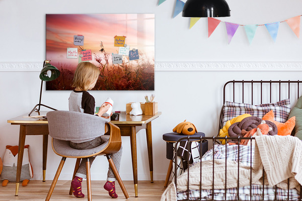 Schreib magnettafel Ein kreativer Raum zur Präsentation von Fotos