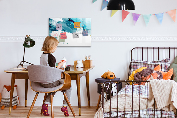 Magnettafel zum schreiben Ein farbenfrohes Poster zur Präsentation von Fotos