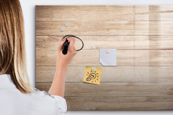 Magnettafel zum schreiben Eine stylische Tafel für Notizen und Fotos