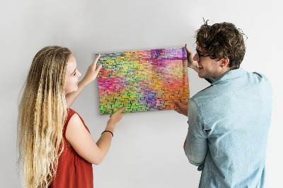 Magnettafel zum schreiben Eine farbenfrohe Wand mit Platz für Fotos