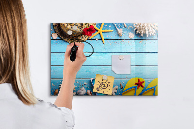 Magnettafel zum schreiben Sommererinnerungen auf blauem Hintergrund