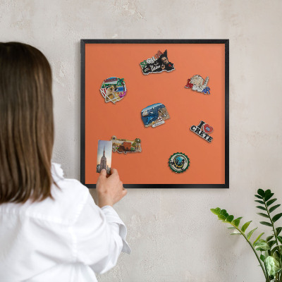 Magnetpinnwand Metall für Urlaubsmagnete mit schwarzem Rahmen Kräftiges Orange