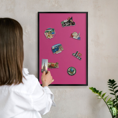 Magnettafel Metall mit Rahmen in Schwarz Intensives Rosa