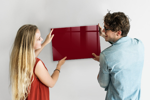 Magnetwand Burgunderrote Farbe