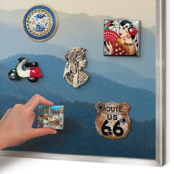 Dekoratives Magnetboard aus Metall in Silberrahmen Bergblick