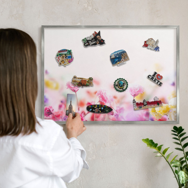Metalltafel für Magnete mit silbernem Rahmen Pastellblumen