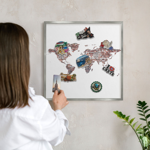 Dekoratives Magnetboard aus Metall in Silberrahmen Brick World
