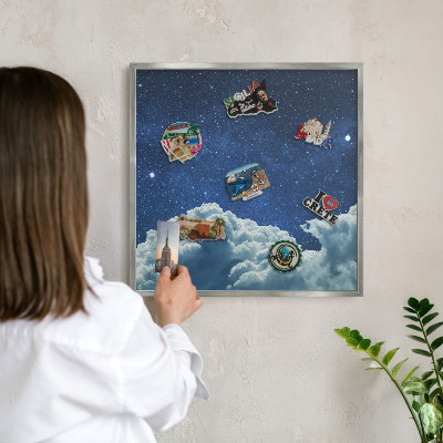 Dekoratives Magnetboard aus Metall in Silberrahmen Kosmische Nacht