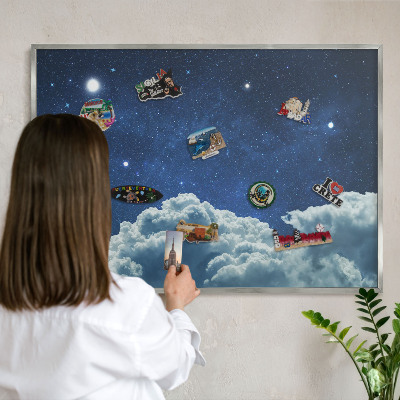 Dekoratives Magnetboard aus Metall in Silberrahmen Kosmische Nacht