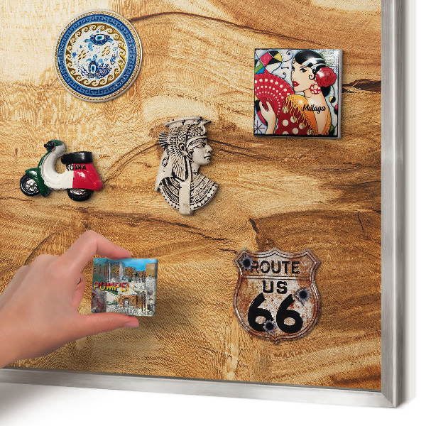Dekoratives Magnetboard aus Metall in Silberrahmen Naturholz