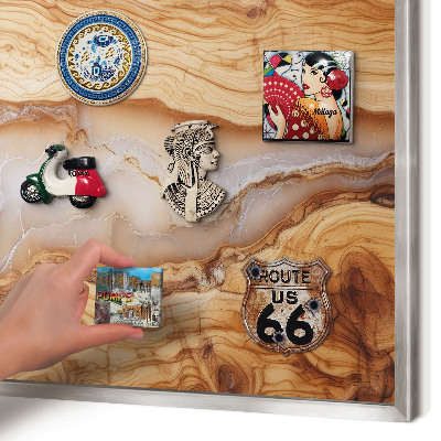 Metalltafel für Magnete mit silbernem Rahmen Eleganz aus Holz