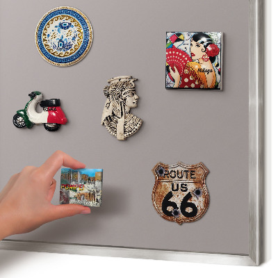 Dekoratives Magnetboard aus Metall in Silberrahmen Aschgrau