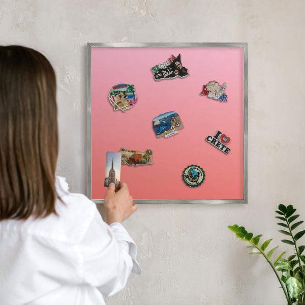Dekoratives Magnetboard aus Metall in Silberrahmen Rosa-Orange