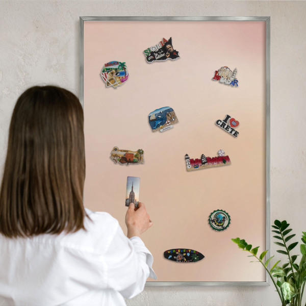 Metalltafel für Magnete mit silbernem Rahmen Zartes Beige