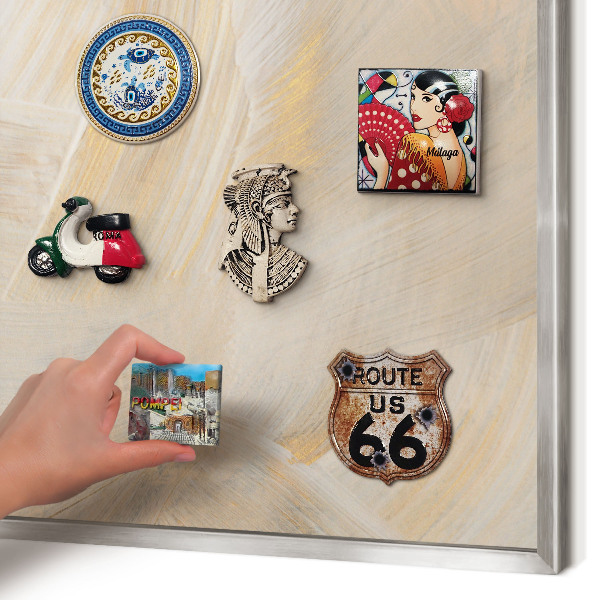 Dekoratives Magnetboard aus Metall in Silberrahmen Elegante Abstraktion