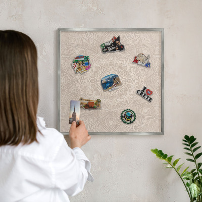 Metalltafel für Magnete mit silbernem Rahmen Dekorative Mandala