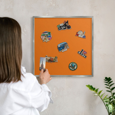 Metalltafel für Magnete mit silbernem Rahmen Kräftiges Orange