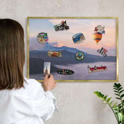 Magnettafel für Urlaubsmagnete in Goldrahmen Sky Journey