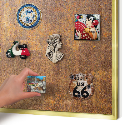 Magnettafel für Urlaubsmagnete in Goldrahmen Rostige Eleganz