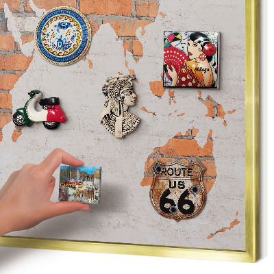 Magnettafel für Urlaubsmagnete in Goldrahmen Brick-Karte
