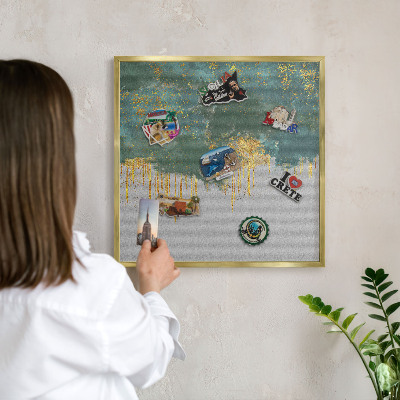 Magnettafel für Urlaubsmagnete in Goldrahmen Türkis-Abstraktion