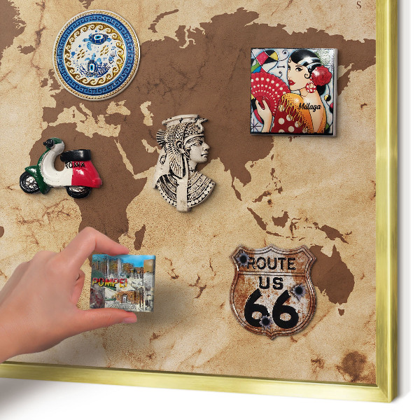 Magnettafel für Urlaubsmagnete in Goldrahmen Weltkarte