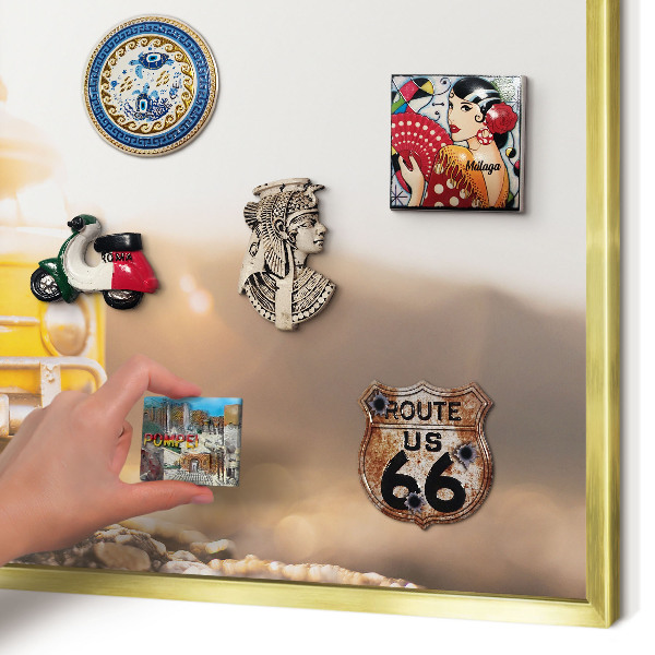 Magnettafel für Urlaubsmagnete in Goldrahmen Retro-Reisen