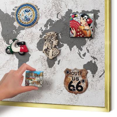 Magnettafel für Urlaubsmagnete in Goldrahmen Weltkarte