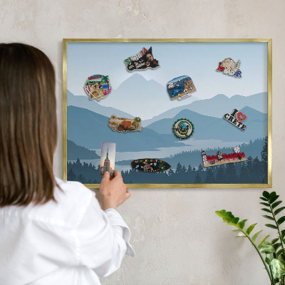 Magnettafel für Urlaubsmagnete in Goldrahmen Harmonie der Berge