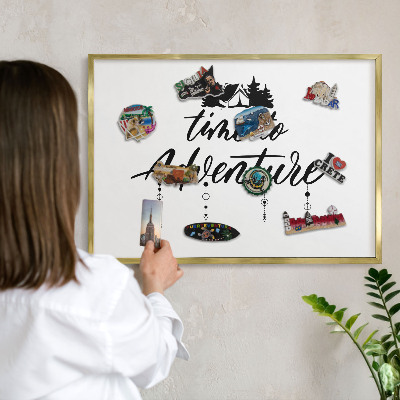 Magnettafel für Urlaubsmagnete in Goldrahmen Ein Abenteuer erwartet dich.
