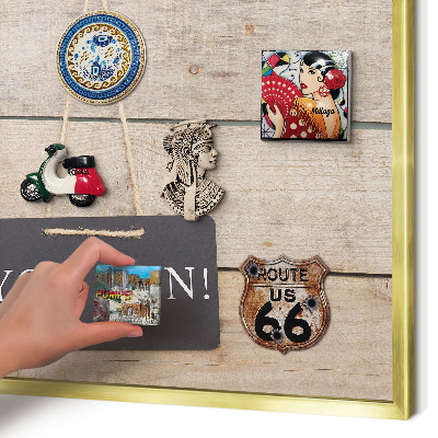 Magnettafel für Urlaubsmagnete in Goldrahmen Motivation jeden Tag