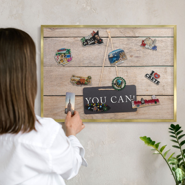 Magnettafel für Urlaubsmagnete in Goldrahmen Motivation jeden Tag