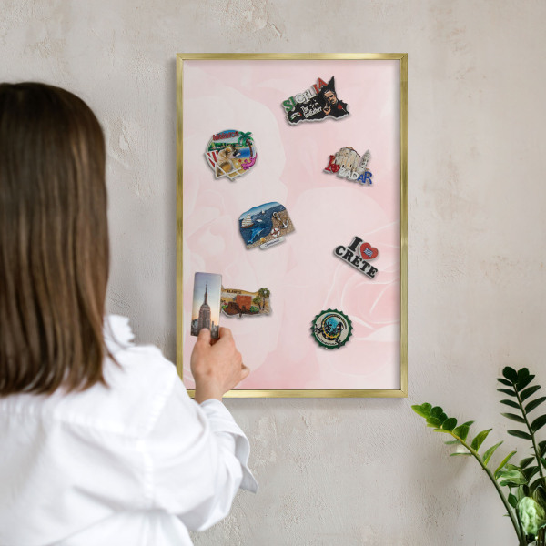 Magnettafel dekorativ bedruckt mit goldenem Rahmen Zartes Rosa