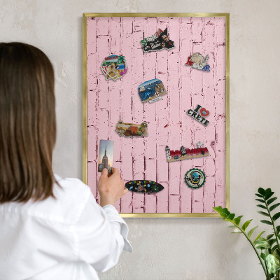 Magnettafel dekorativ bedruckt mit goldenem Rahmen Rosa Ziegelstein