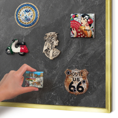 Magnettafel für Urlaubsmagnete in Goldrahmen Graue Eleganz