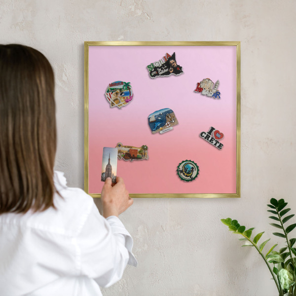Magnettafel für Urlaubsmagnete in Goldrahmen Feiner Gradient