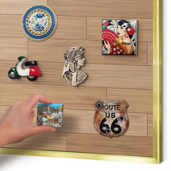Magnettafel für Urlaubsmagnete in Goldrahmen Holzmuster