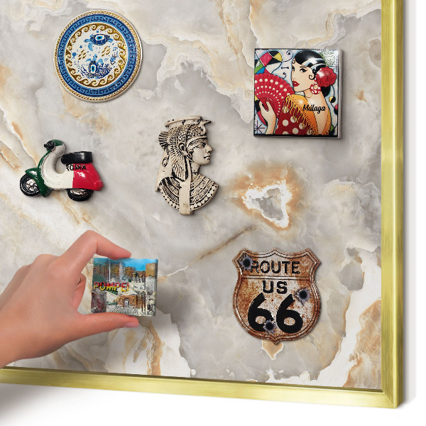 Magnettafel für Urlaubsmagnete in Goldrahmen Marmor-Eleganz