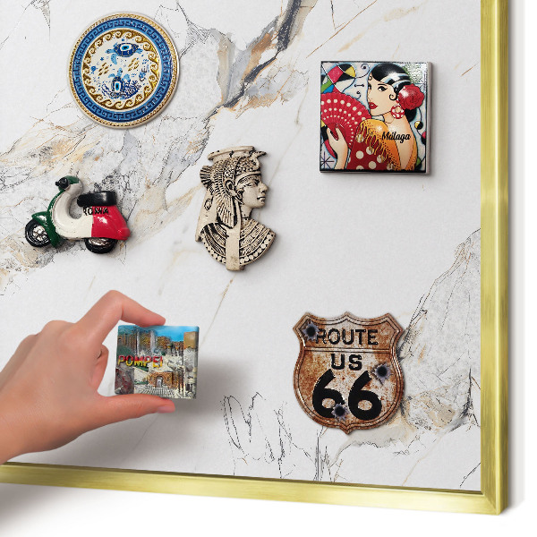 Magnettafel für Urlaubsmagnete in Goldrahmen Marmoroptik