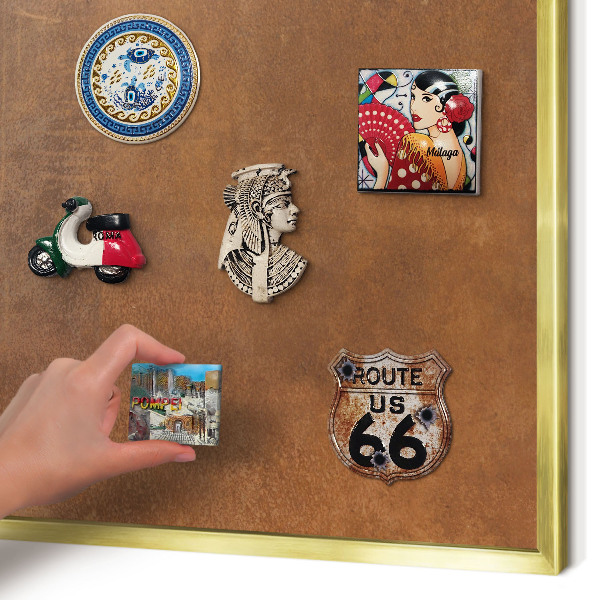 Magnettafel für Urlaubsmagnete in Goldrahmen Braune Textur