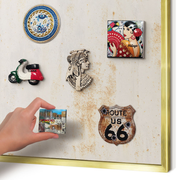 Magnettafel für Urlaubsmagnete in Goldrahmen Rostige Textur