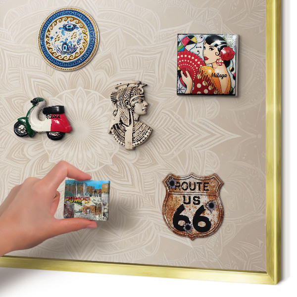 Magnettafel für Urlaubsmagnete in Goldrahmen Mandala-Muster