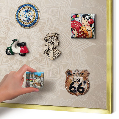 Magnettafel für Urlaubsmagnete in Goldrahmen Mandala-Muster