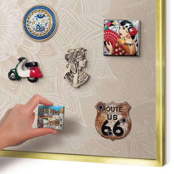 Magnettafel für Urlaubsmagnete in Goldrahmen Mandala-Muster