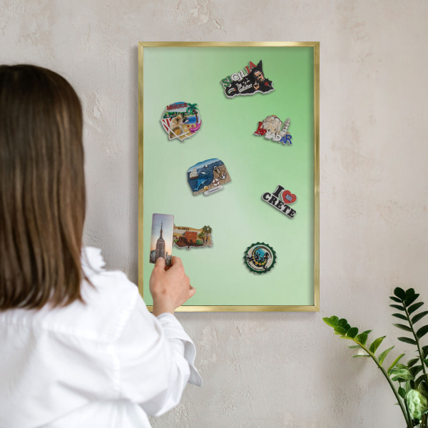 Magnettafel für Urlaubsmagnete in Goldrahmen Grüne Harmonie