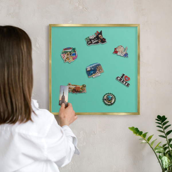 Magnettafel für Urlaubsmagnete in Goldrahmen Starke Minze