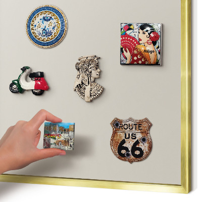 Magnettafel für Urlaubsmagnete in Goldrahmen Warmer Stein