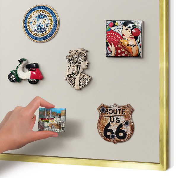 Magnettafel für Urlaubsmagnete in Goldrahmen Warmer Stein