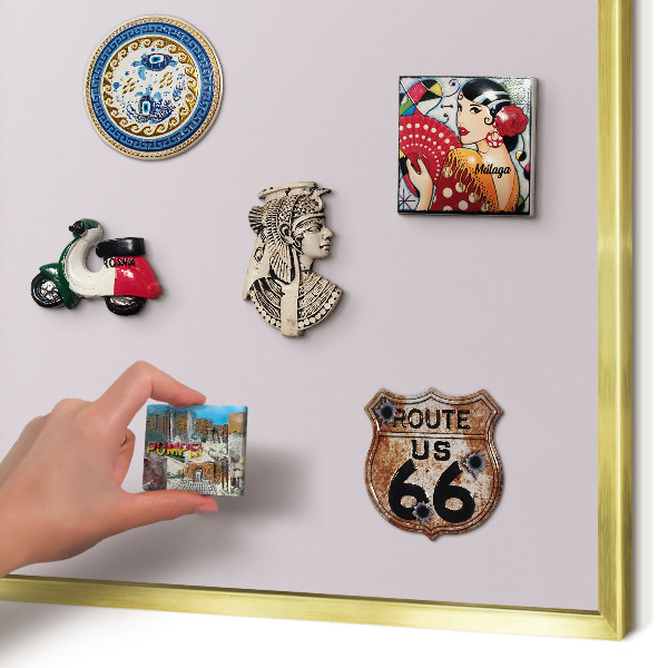 Magnettafel für Urlaubsmagnete in Goldrahmen Helllila